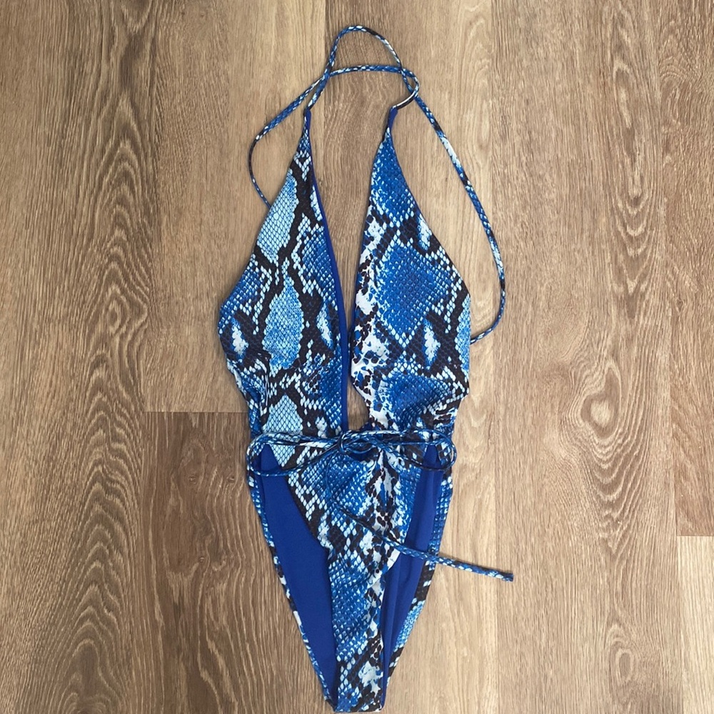 Sexy Blue Snake Print Deep V one Piece Swimsuit M
